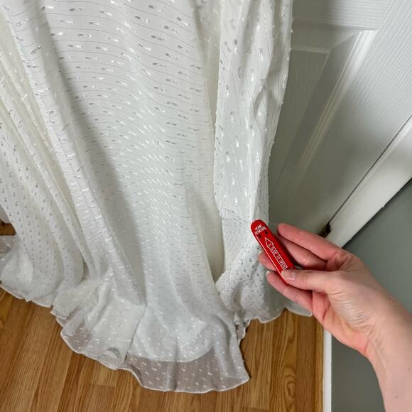 Mac Duggal White Silver Rosette Appliqué One-Shoulder Chiffon 49179 Gown 8 - Picture 6 of 9